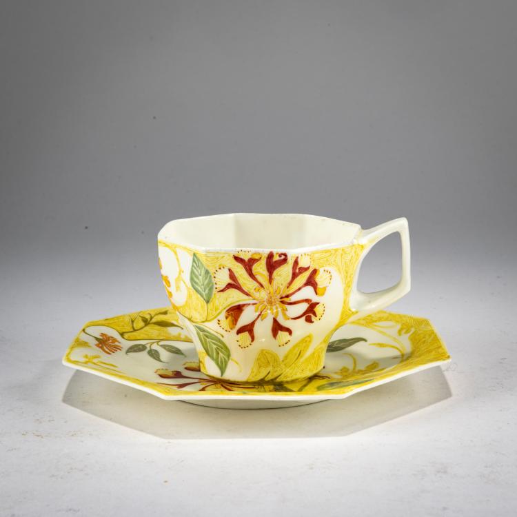 Hauptbild zu Objekt, Kaffeetasse mit Unterteller mit Sittich, 1905, Samuel Schellink, Rozenburg, Den Haag, 178A 350