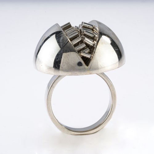 Ring 'Halfmoon', 2005