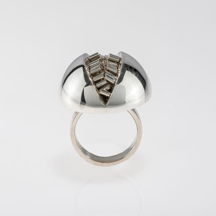 Bild 2 zu Objekt, Ring 'Halfmoon', 2005, Pol Bury, 178C 955