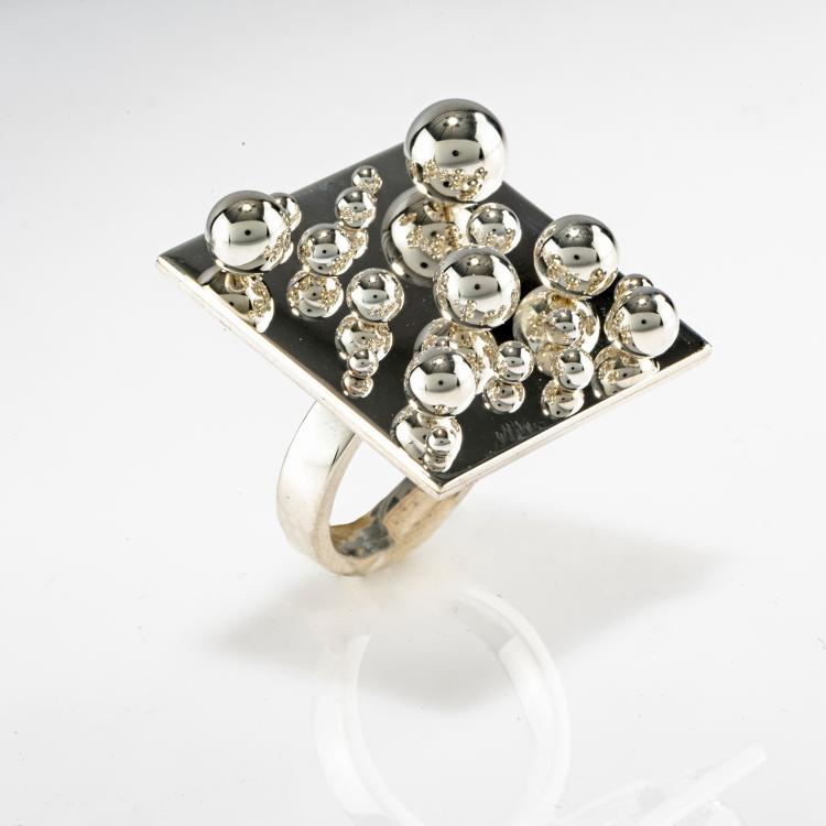 Bild 1 zu Objekt, Kinetischer Ring 'Square', 2005, Pol Bury, 178C 956