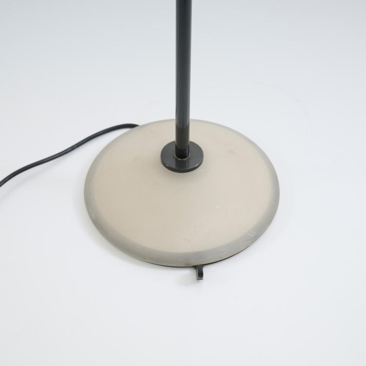 Bild 2 zu Objekt, Stehleuchte 'Jill', 1979 (Entwurf), Perry A. King,Santiago Miranda,Gianluigi Arnaldi, Arteluce, Mailand / Milan, 178B 828