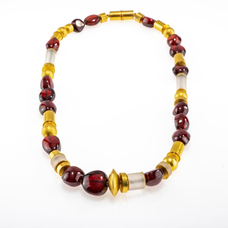 Hauptbild zu Objekt, Halskette mit Granaten und Bergkristallen, 1970er Jahre, Othmar Zschaler, 178C 1001