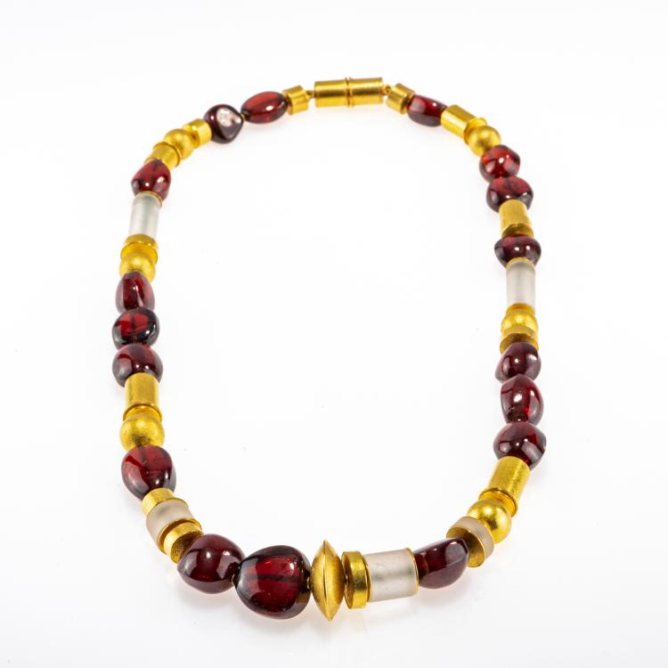 Bild 1 zu Objekt, Halskette mit Granaten und Bergkristallen, 1970er Jahre, Othmar Zschaler, 178C 1001