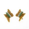 Pair earrings in knitted look