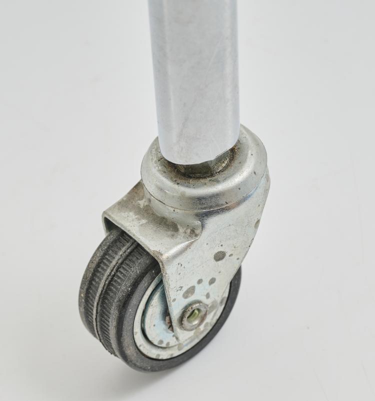 Bild 6 zu Objekt, Side table, 1990s, Massimo Iosa Ghini, Moroso, Mailand, 178B 902