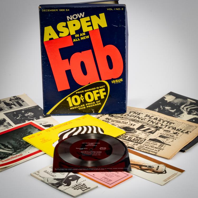 Bild 1 zu Objekt, 'Aspen Magazine Fab Issue' with Flexi Disc, 1966, Andy Warhol, 179C 780
