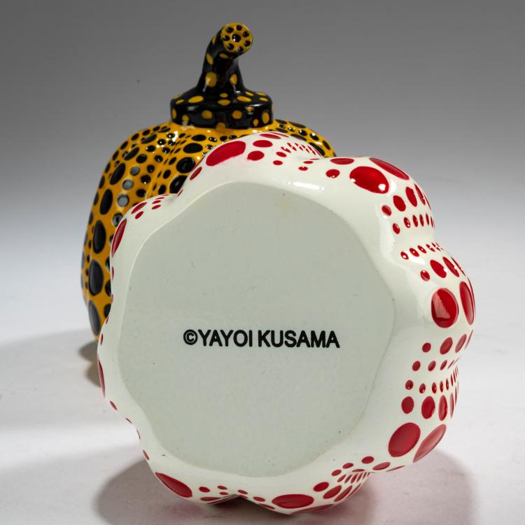 Bild 2 zu Objekt, Yellow Pumpkin & Red Pumpkin, ca. 2013, Yayoi Kusama, Benesse Holdings, Inc., Naoshima, Japan (Publ.), 179C 703