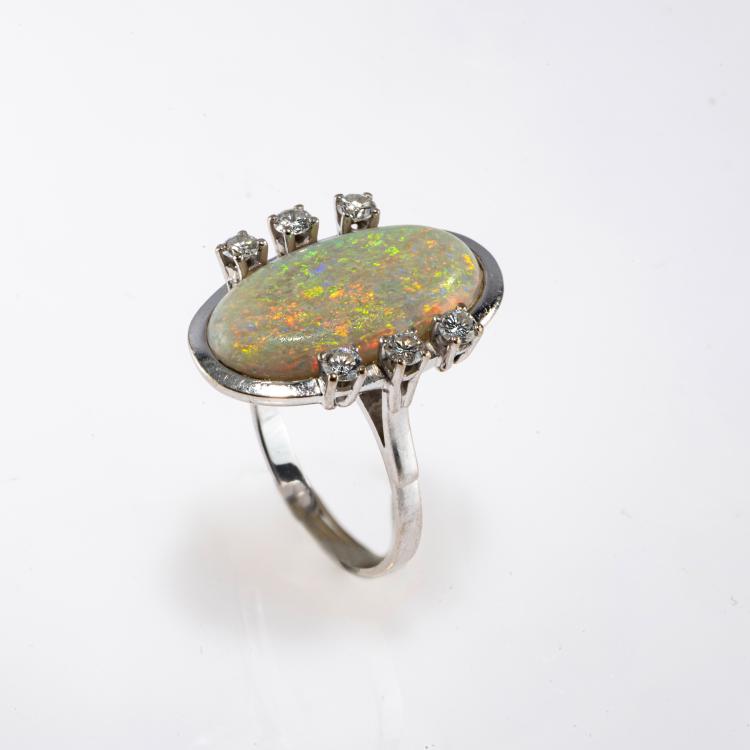 Bild 1 zu Objekt, Opalring mit Diamanten, 178C 1032