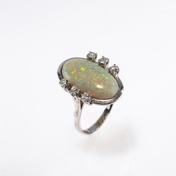 Bild 2 zu Objekt, Opalring mit Diamanten, 178C 1032