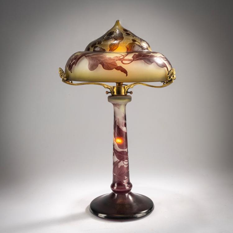 Hauptbild zu Objekt, Table light 'Lierre', 1920-24, Gall&eacute;, Nancy, 178A 101