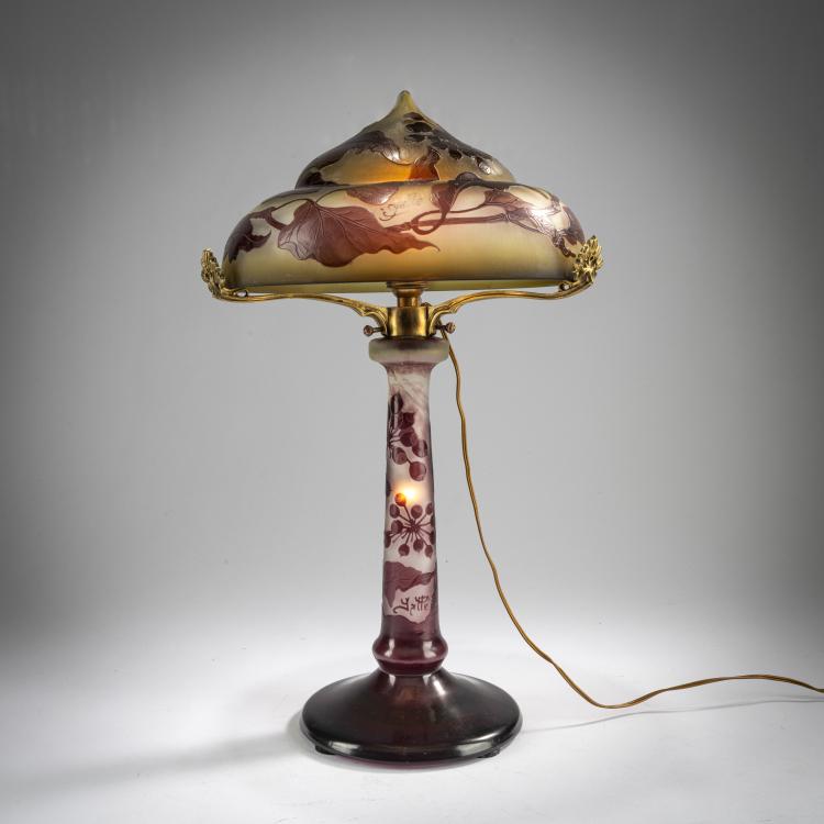 Bild 1 zu Objekt, Table light 'Lierre', 1920-24, Gall&eacute;, Nancy, 178A 101