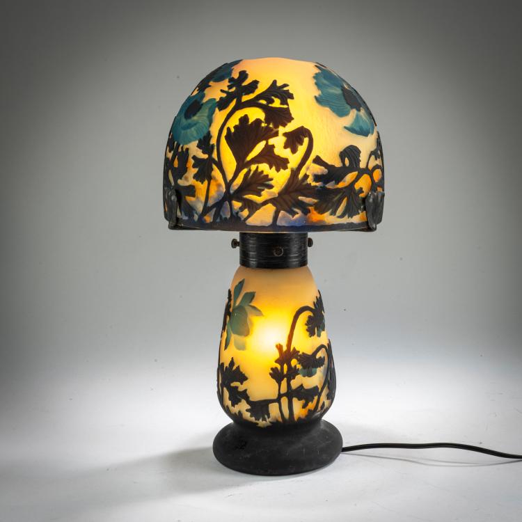 Hauptbild zu Objekt, Tischleuchte 'An&eacute;mones bleues', um 1925, Muller Fr&egrave;res, Lun&eacute;ville, 178A 152