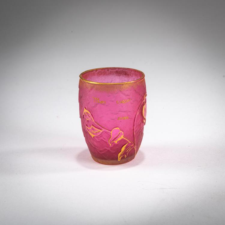 Bild 1 zu Objekt, Miniaturvase 'Coeur de Jeanette', um 1895, Daum Fr&egrave;res, Nancy, 178A 5