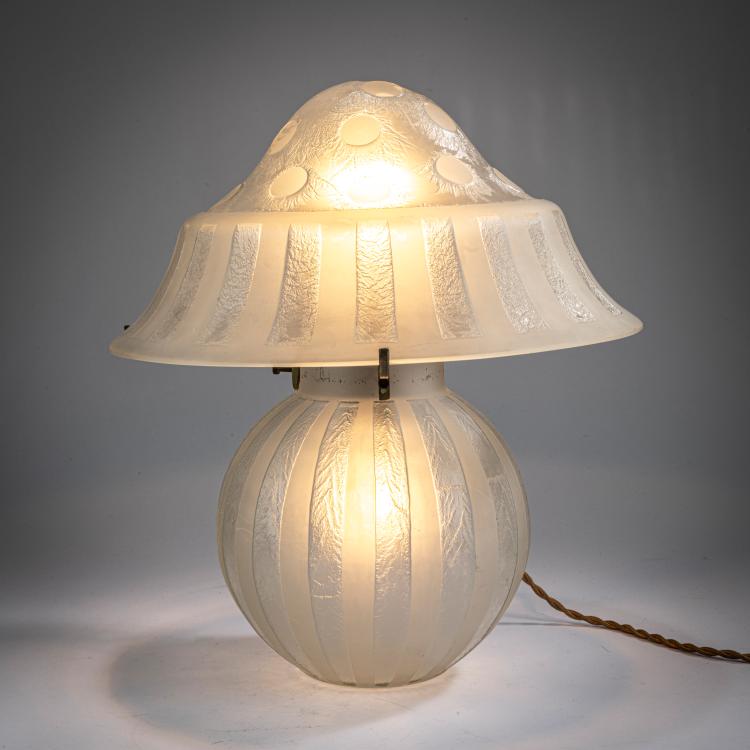 Hauptbild zu Objekt, Tischleuchte, um 1930, Daum Fr&egrave;res, Nancy, 178A 52