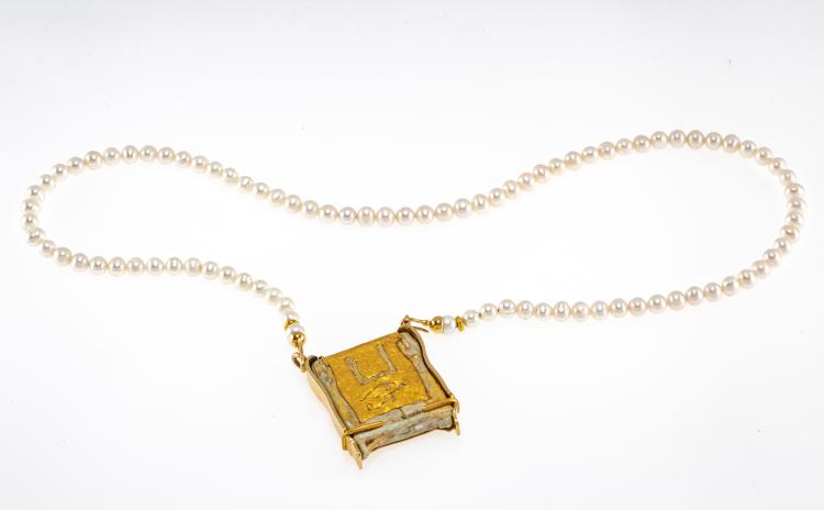 Hauptbild zu Objekt, Perlenkette mit &auml;gyptisierendem Anh&auml;nger, Peter Pl&ouml;derl, 178C 1014