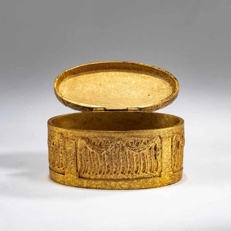 Bild 1 zu Objekt, Schatulle 'Louis XVI', um 1920, Louis C. Tiffany, Tiffany Studios, New York, 178A 455