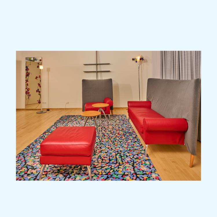 Hauptbild zu Objekt, Ottoman 'Royalton', 1988, Philippe Starck, Driade, Corsico, 178B 632