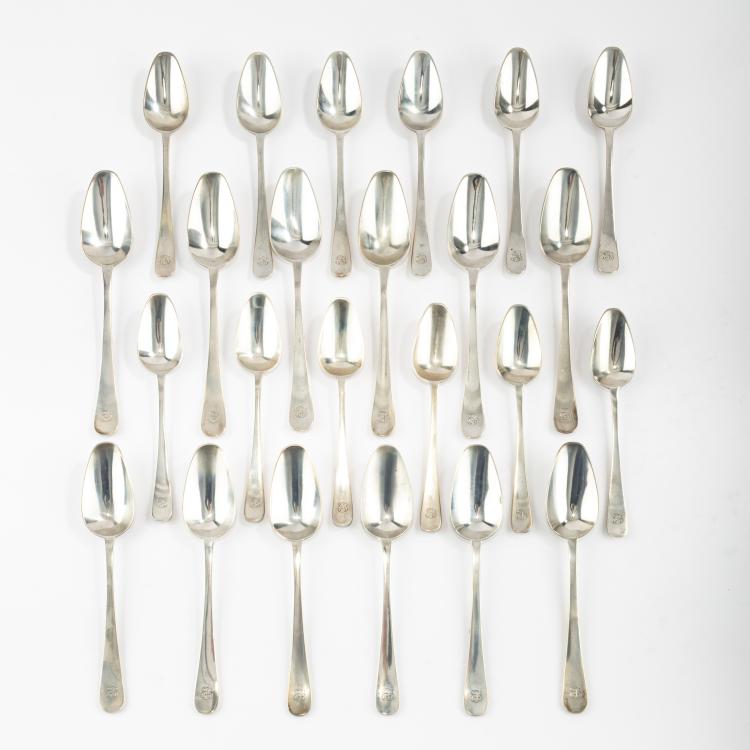 Bild 2 zu Objekt, 145-piece cutlery set 'Model III', 1910/11, Henry van de Velde, M&uuml;ller, Theodor, Weimar; Bahner, Franz, D&uuml;sseldorf; Posen, Lazarus, Frankfurt, Schleissner & S&ouml;hne, Hanau; Koch & Bergfeld, Bremen, 178A 456