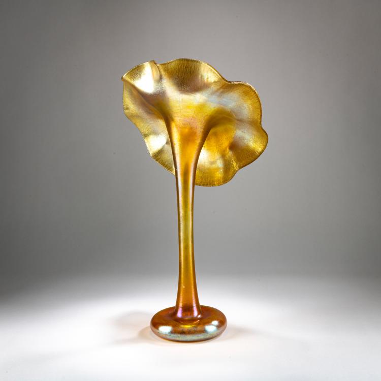 Bild 1 zu Objekt, Gro&szlig;e Vase 'Jack-in-the-Pulpit', 1907, Louis C. Tiffany, Tiffany, New York, 178A 181
