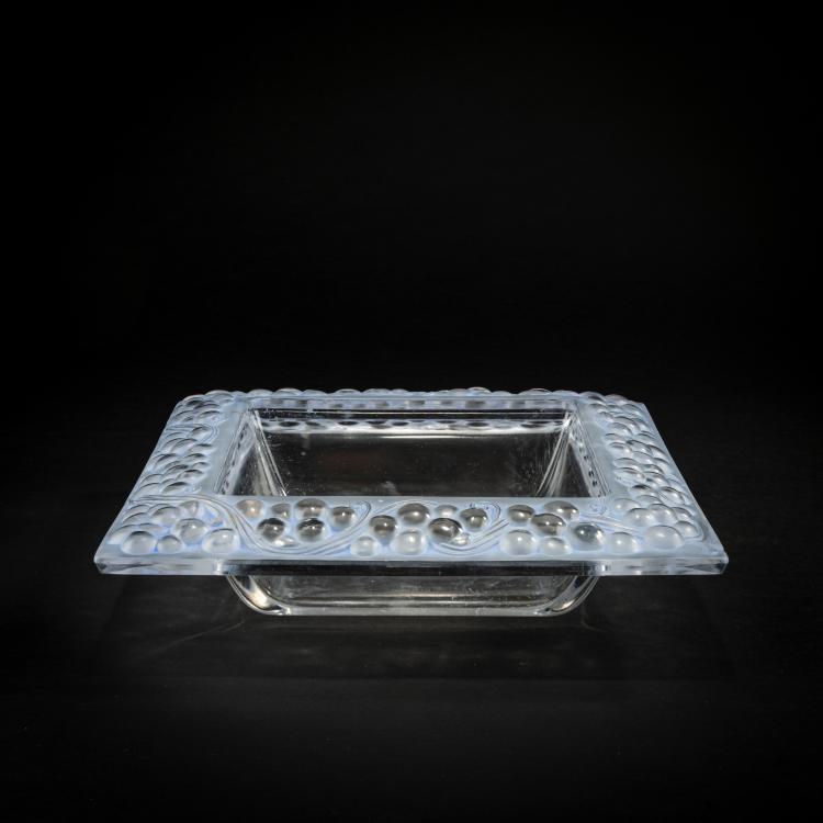 Hauptbild zu Objekt, Schale 'Thomery', 1934, Ren&eacute; Lalique, Lalique, Ren&eacute;, Wingen-sur-Moder, 178A 140