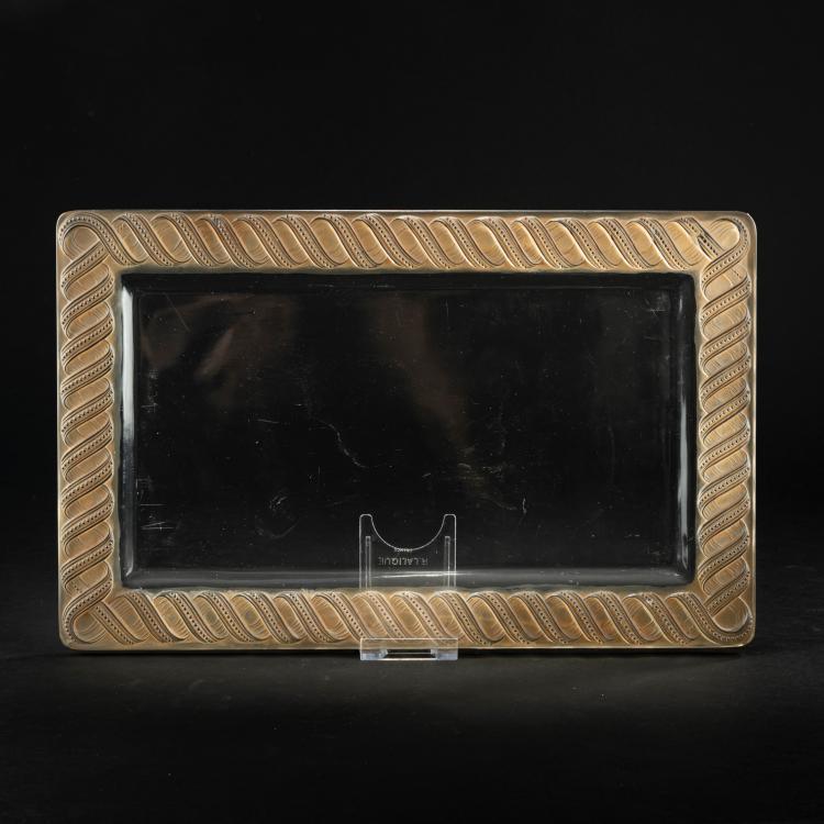 Hauptbild zu Objekt, Tablett 'Rubans', 1936, Ren&eacute; Lalique, Lalique, Ren&eacute;, Wingen-sur-Moder, 178A 141
