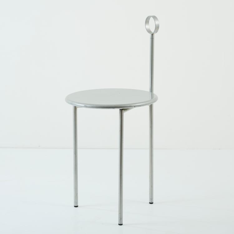 Hauptbild zu Objekt, Chair / side table 'Mickville', 1985, Philippe Starck, Driade Aleph, Corsico., 178B 635