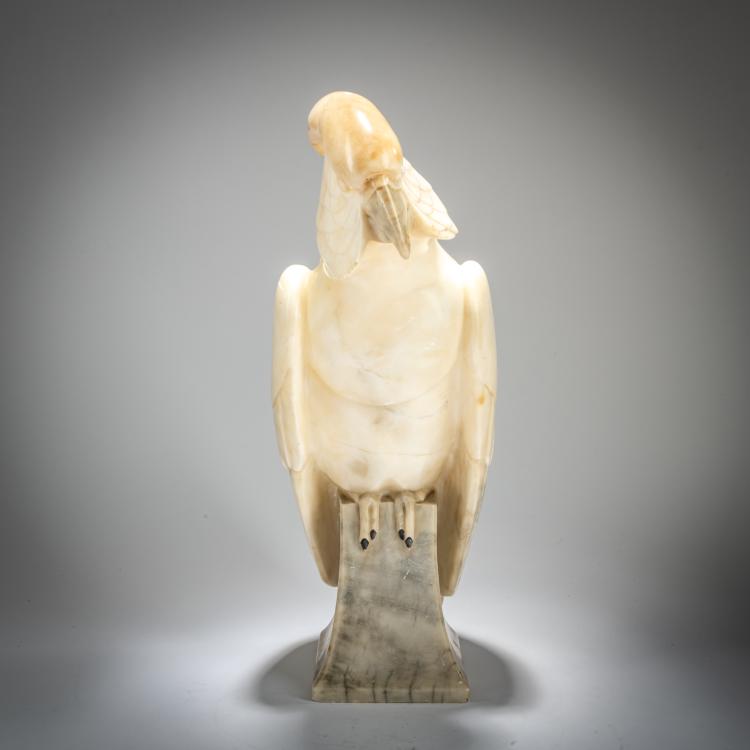 Bild 1 zu Objekt, Alabasterfigur 'Sitzender Kakadu', um 1925, Wilhelm Krieger, Hessische Kunstwerkst&auml;tten Altmorsche, 180A 167