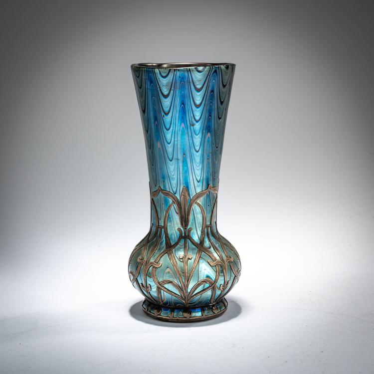 Bild 1 zu Objekt, 'Ph&auml;nomen'-Vase mit Silver-Overlay, um 1900, L&ouml;tz Wwe., Klosterm&uuml;hle / Klastersky Mlyn, 180A 121
