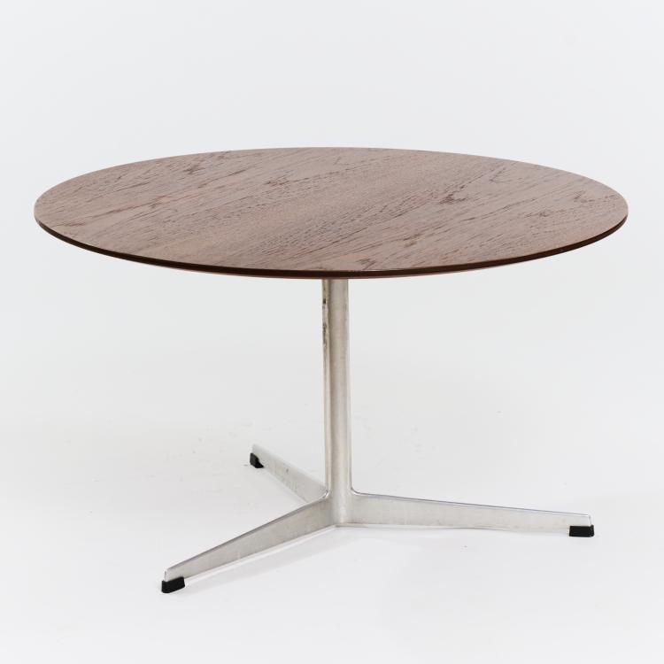 Bild 1 zu Objekt, Beistelltisch '3512/3513', um 1958, Arne Jacobsen, Hansen, Fritz, Kopenhagen, 179A 217