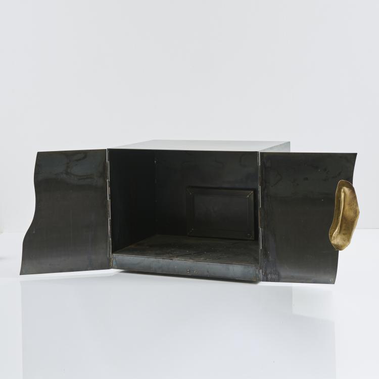 Bild 3 zu Objekt, TV/video/audio console, 1980s, Hans-Walter Stemmann, Stemmann, Hans-Walter, 179A 400