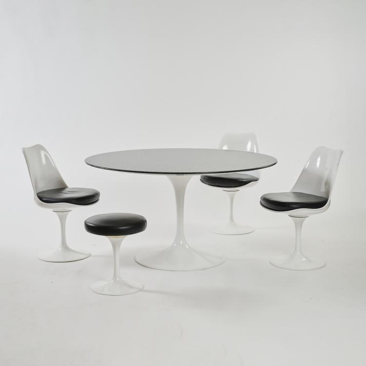 Bild 5 zu Objekt, Six 'Tulip' chairs, stool and table, 1956 (design), Eero Saarinen, Knoll International, New York, 179A 199