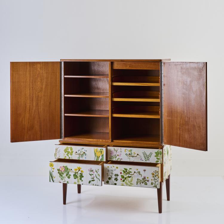 Bild 1 zu Objekt, Anrichte / Schrank, um 1945, Schweden / Sweden, 179A 41