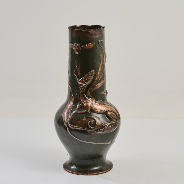Hauptbild zu Objekt, Tall vase, c. 1902, Ludwig Vierthaler, Winhart & Co., M&uuml;nchen / Munich, 180A 239