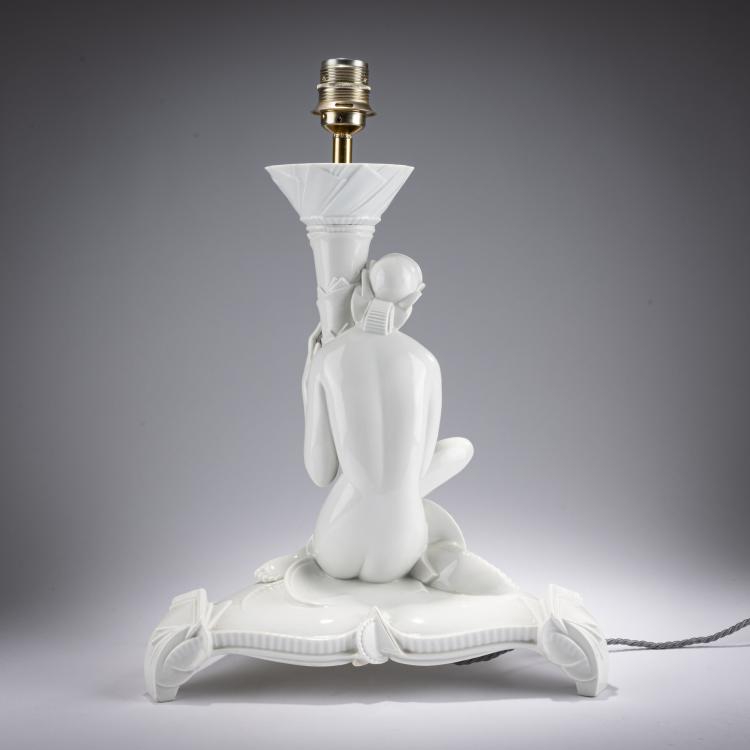 Bild 4 zu Objekt, Tischleuchte 'Sitzende Frau', 1924, Gerhard Schliepstein, Rosenthal, Selb, 182A 414