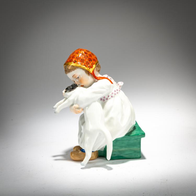 Bild 1 zu Objekt, 'Kind mit einer Katze in den Armen, auf einem B&auml;nkchen sitzend', 1905, Konrad Hentschel, Meissen, KPM, 180A 268