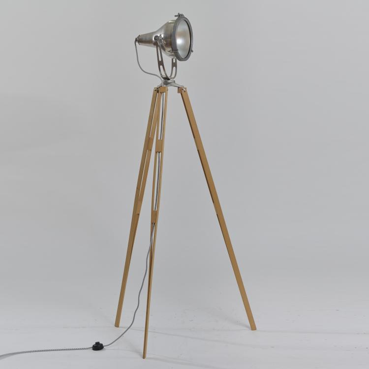 Bild 1 zu Objekt, Floor lamp, 1990 (design), Florian Borkenhagen, Tecta, Lauenf&ouml;rde, 179A 432
