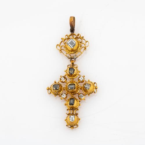 Baroque cross pendant