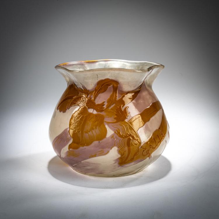 Hauptbild zu Objekt, Bowl 'Iris', 1903, Emile Gall&eacute;, Gall&eacute;, Nancy, 180A 51