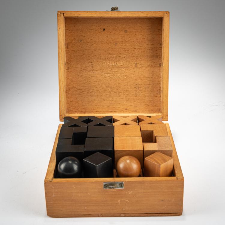 Bild 7 zu Objekt, Bauhaus-Schachspiel 'XVI', 1924, Josef Hartwig, Bauhaus Weimar, 179A 102