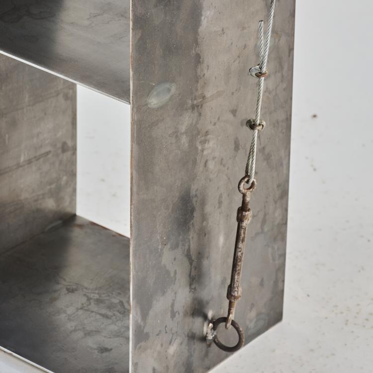 Bild 3 zu Objekt, 'Verspanntes Regal' shelf, 1982, Wolfgang Laubersheimer, Laubersheimer, Wolfgang, 179A 387