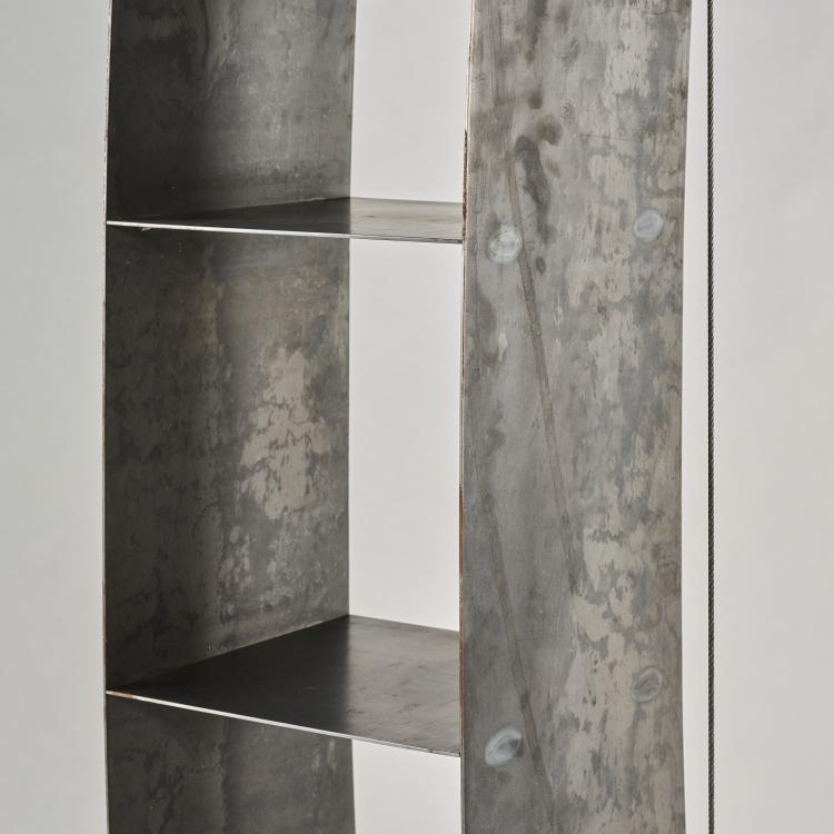 Bild 4 zu Objekt, 'Verspanntes Regal' shelf, 1982, Wolfgang Laubersheimer, Laubersheimer, Wolfgang, 179A 387