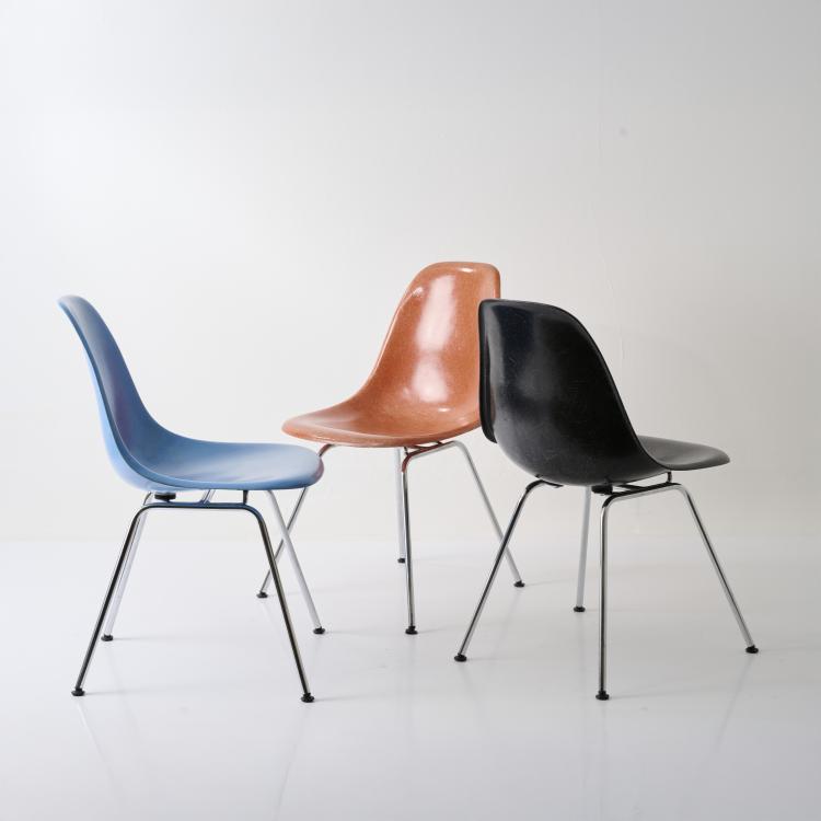 Bild 1 zu Objekt, Drei St&uuml;hle 'Plastic Side Chair' auf H-Base, 1950-53 (Entwurf), Charles Eames,Ray Eames, Herman Miller, Zeeland; Vitra, Birsfelden., 179A 194