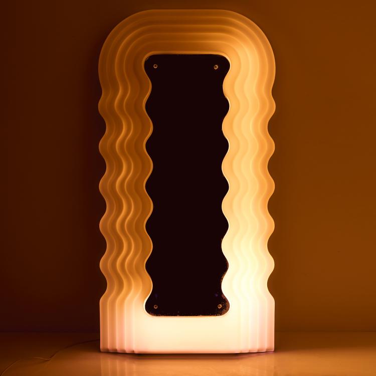 Bild 2 zu Objekt, Mirror object 'Ultrafragola', 1970 (design), Ettore Sottsass, Poltronova, Pistoia, 179A 1