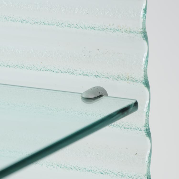 Bild 5 zu Objekt, Small shelf on wheels 'Onda', 1996 (design), Ron Arad, Fiam, Pesaro, 179A 443