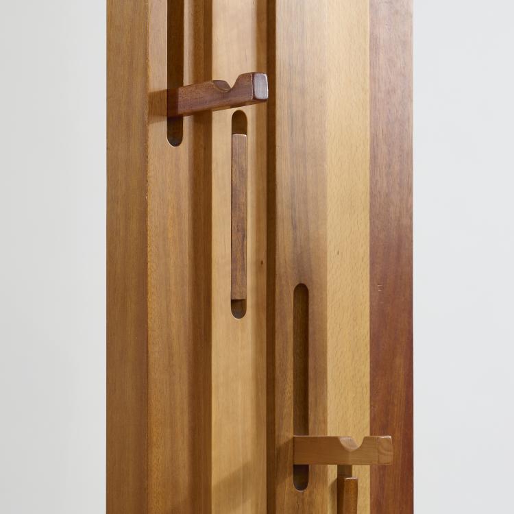 Bild 2 zu Objekt, Garderobenst&auml;nder 'Menhir', 1970er Jahre, Pompeo Pianezzola, Appiani Selezione, Italien, 179A 347