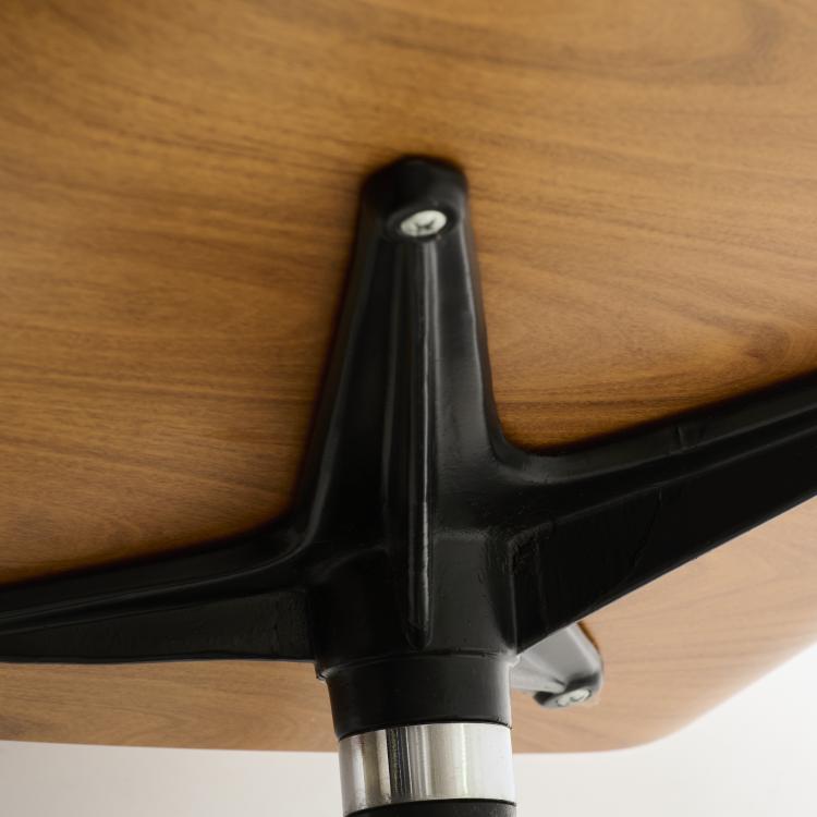 Bild 2 zu Objekt, Lounge Chair '670' mit Ottoman '671' - 'Anniversary Edition', 1956 (Entwurf), Charles Eames,Ray Eames, Vitra, Birsfelden, 179A 193