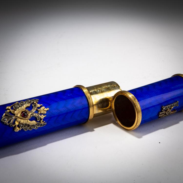 Bild 3 zu Objekt, Sealing wax box with the Russian double-headed eagle and the monogram of Nicholas II, 1908-16, August Frederik Hollming, Faberg&eacute;, St. Petersburg, 180A 196