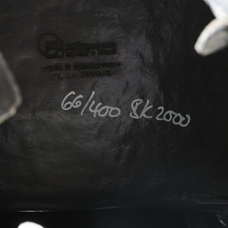 Bild 7 zu Objekt, Stuhl 'World Expo 2000 - Afrika', 2000, Beata B&auml;r,Hartmut Knell,Gerhard B&auml;r, B&auml;r + Knell, Bad Wimpfen, 179A 447