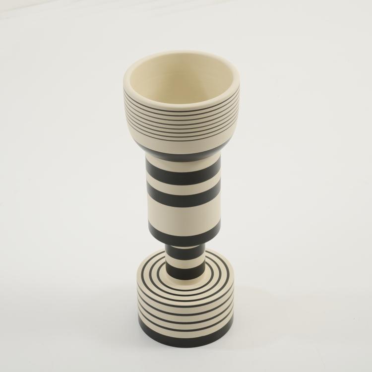 Bild 2 zu Objekt, Vase 'Calice' - '502', c. 1986 (design), Ettore Sottsass, Bitossi, Montelupo, 179A 93