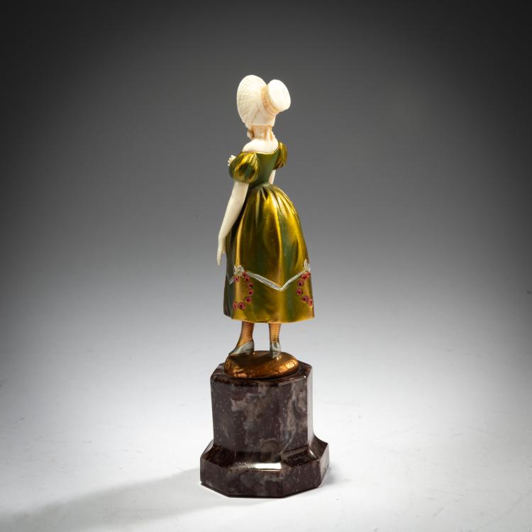 Bild 2 zu Objekt, Chryselephantin-Figur 'Victorianische Dame', um 1922, Ferdinand Preiss, 180A 173